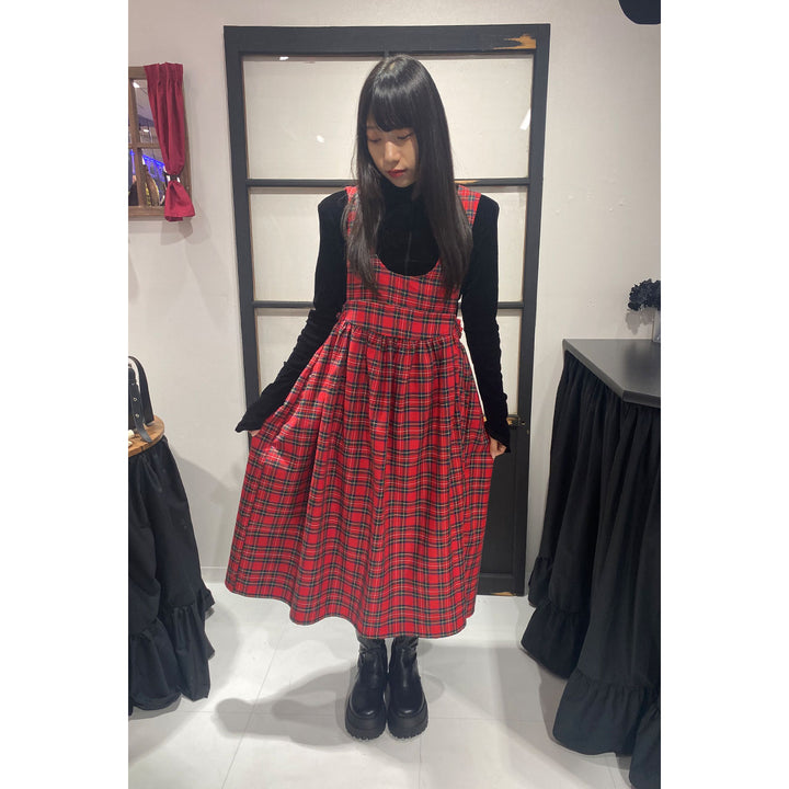 Front ribbon sleeveless onepiece (Red Check) ¥8,980 / ¥9,480