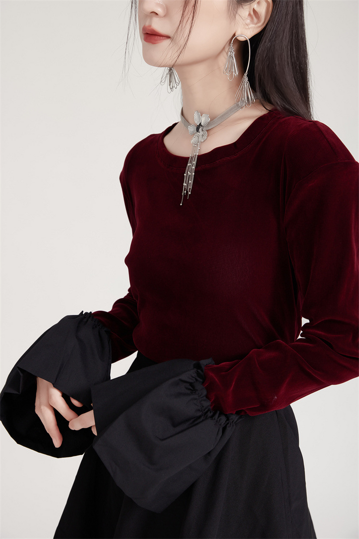 Velvet Long Flare Sleeve Pullover