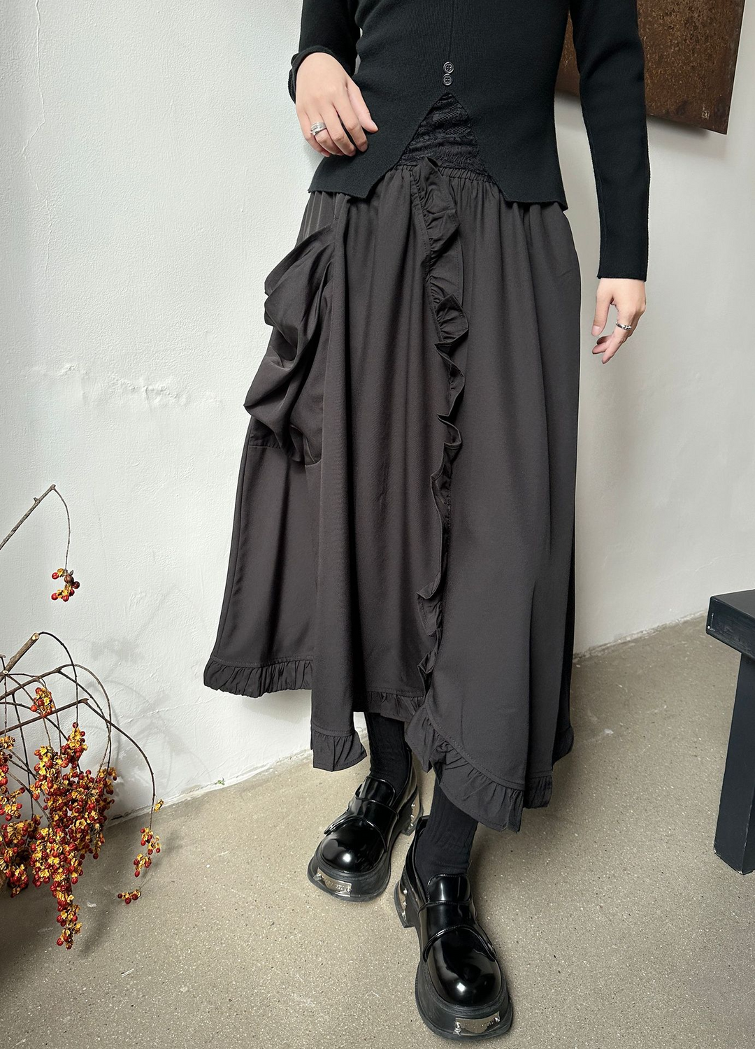 Large pocket asymmetric frill high waist skirt