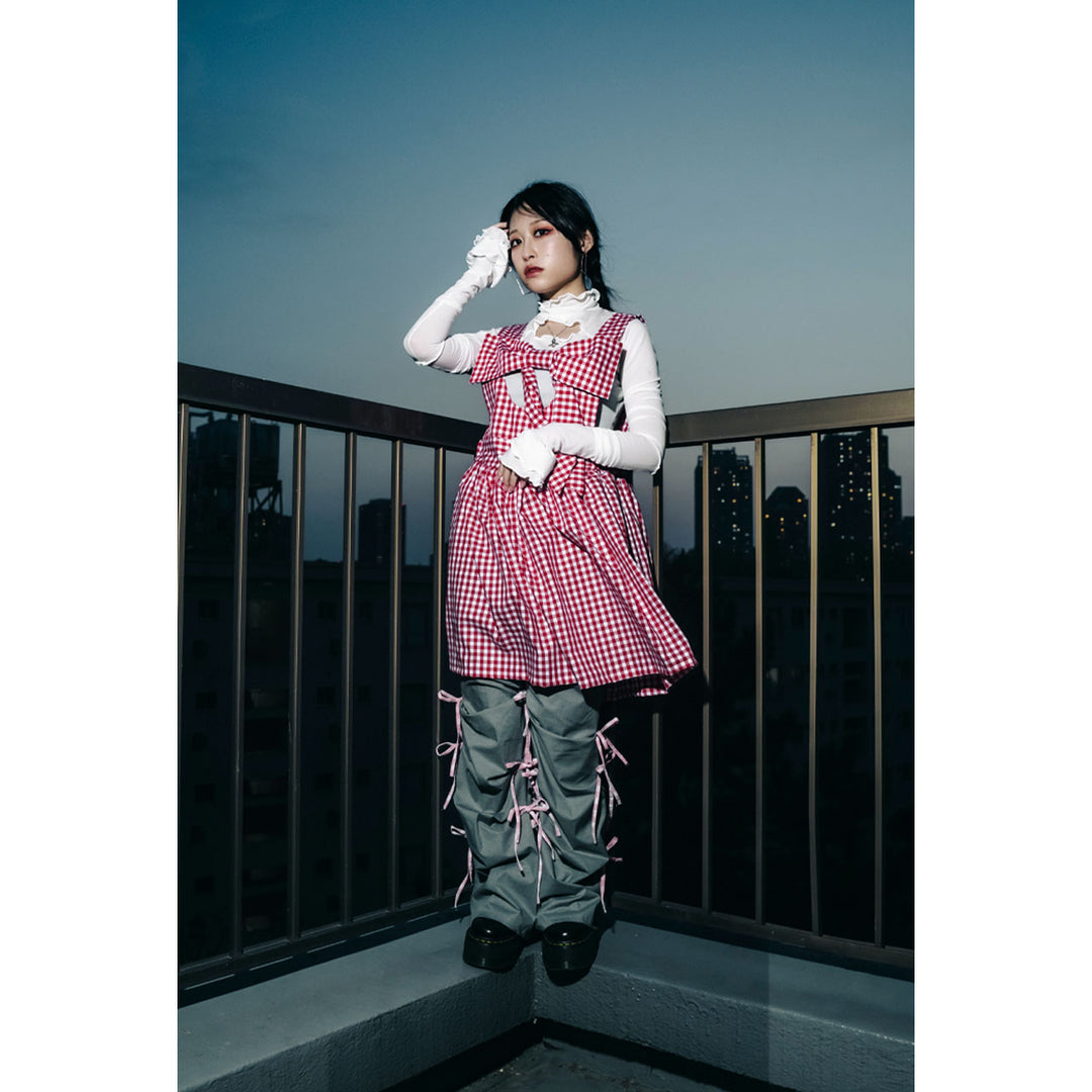 Front ribbon sleeveless onepiece (Beige Check) ¥8,980 / ¥9,480