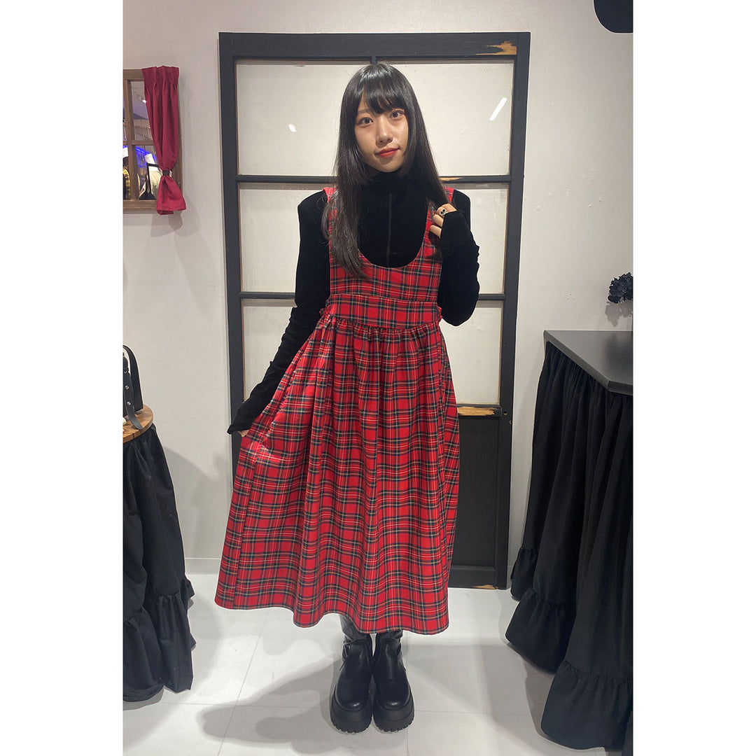 Front ribbon sleeveless onepiece (Red Check) ¥8,980 / ¥9,480