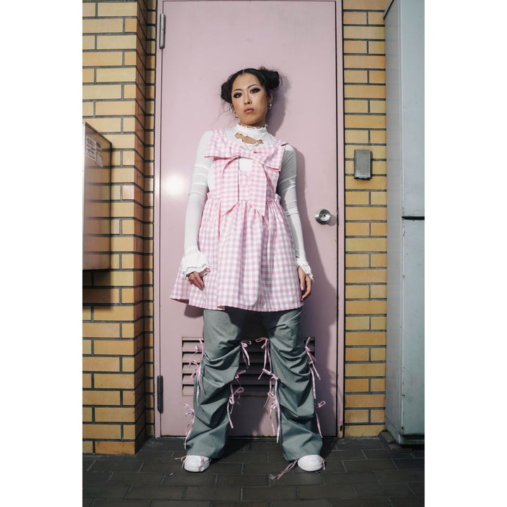 Front ribbon sleeveless onepiece (Beige Check) ¥8,980 / ¥9,480