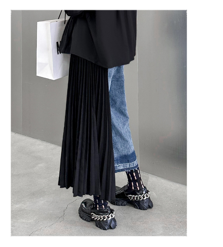 Contrast color patchwork pleated jeans