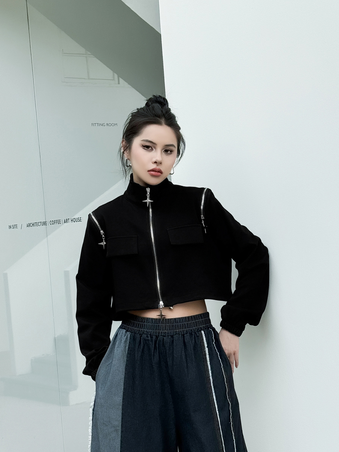 Zipper Stand Collar Short Tops