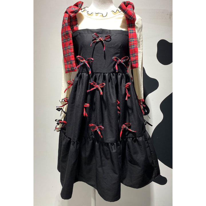 Ribbon Mini Tiered Doll Onepiece ¥15,980 / Balloon¥16,980