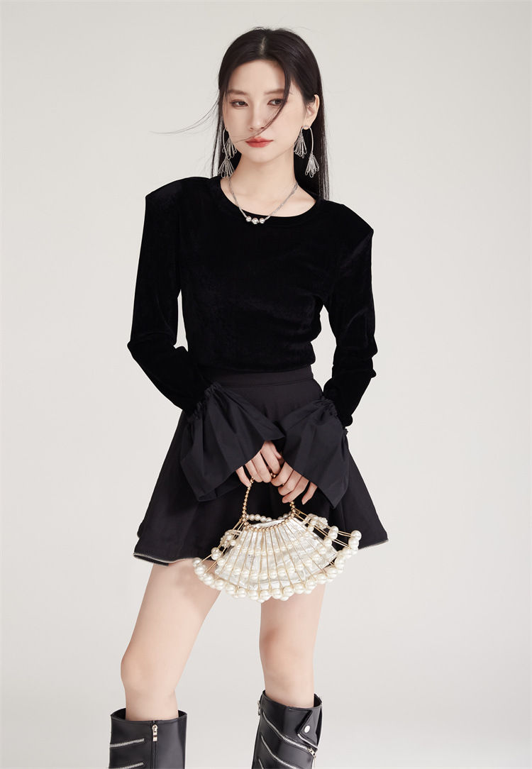 Velvet Long Flare Sleeve Pullover