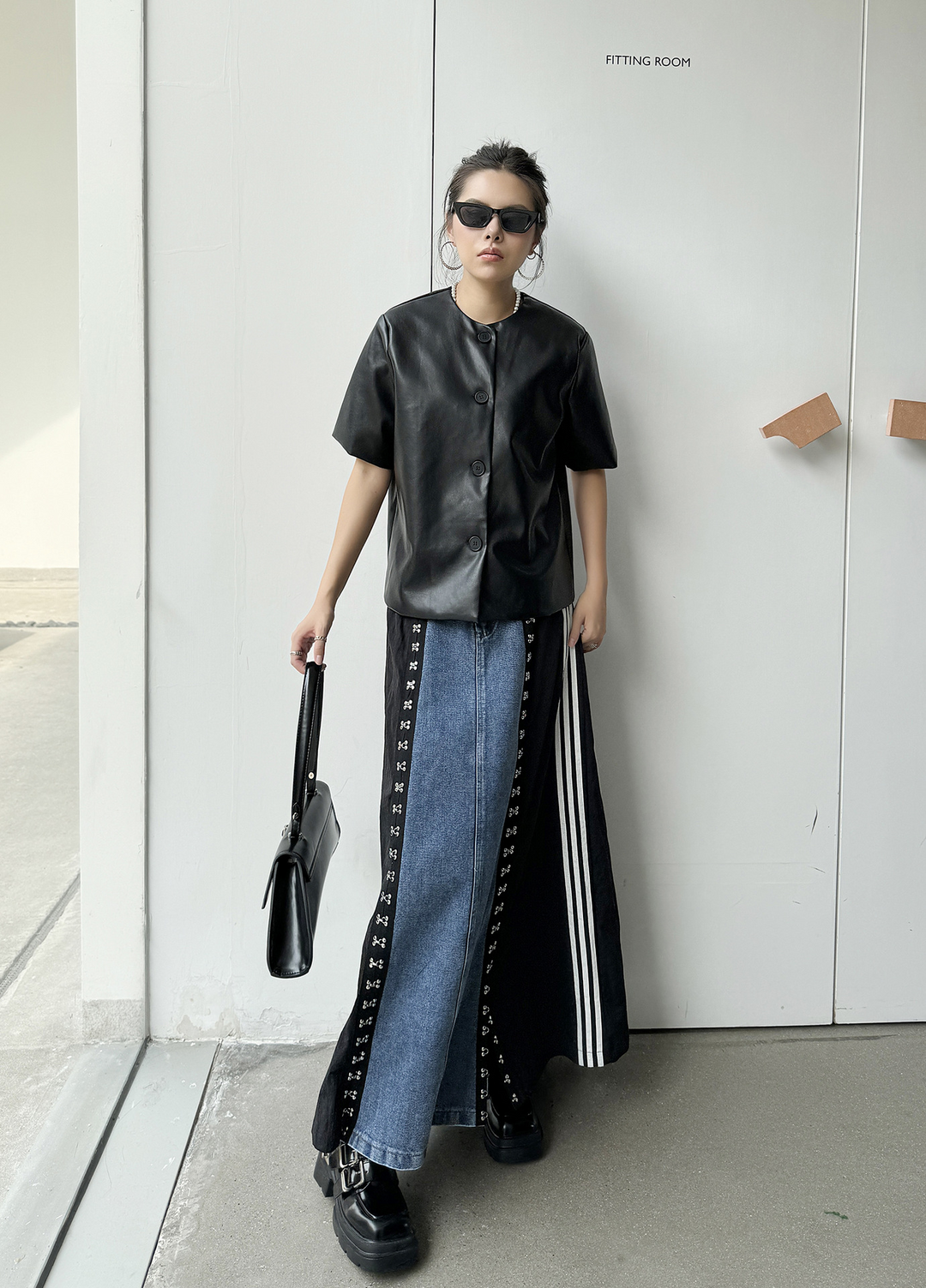 Side line hook denim A-line skirt