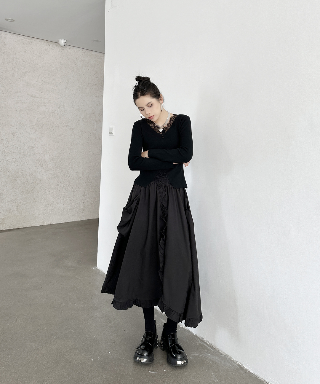Large pocket asymmetric frill high waist skirt