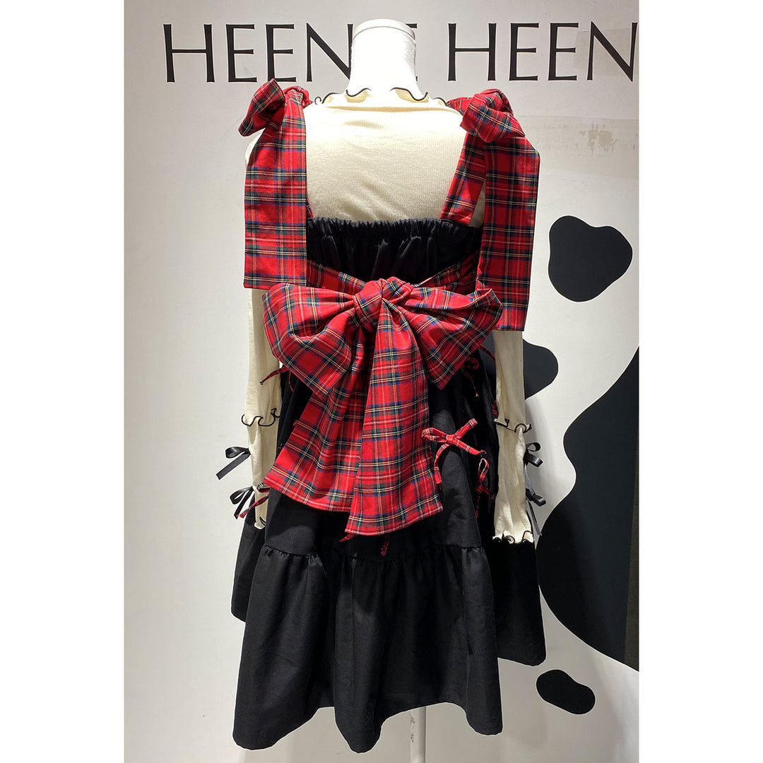 Ribbon Mini Tiered Doll Onepiece ¥15,980 / Balloon¥16,980