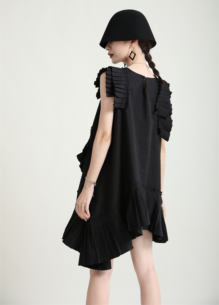 Asymmetry no sleeve pleats one piece
