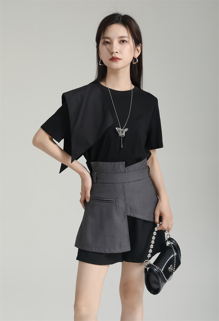 Layered Design Short Pants