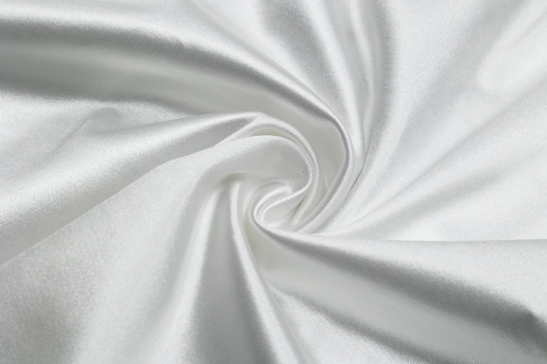 Lace Ribbon Logo Long Sleeve T-shirt