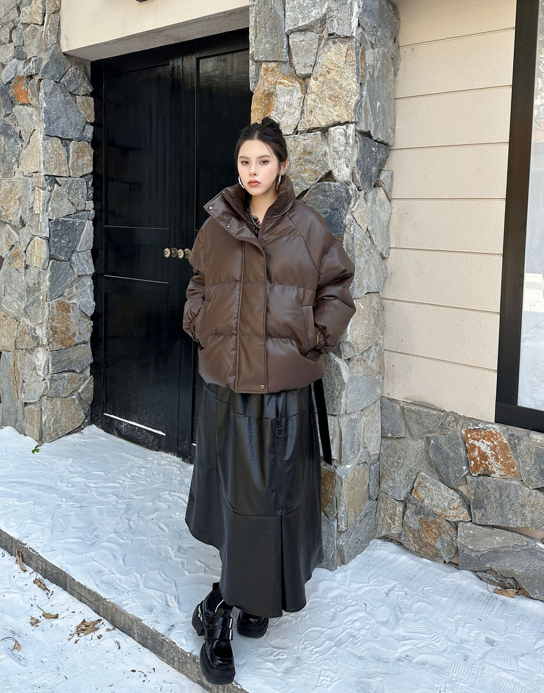 PU leather stand collar padded short volume down jacket