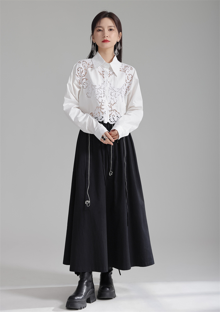 Openwork lace short shirt