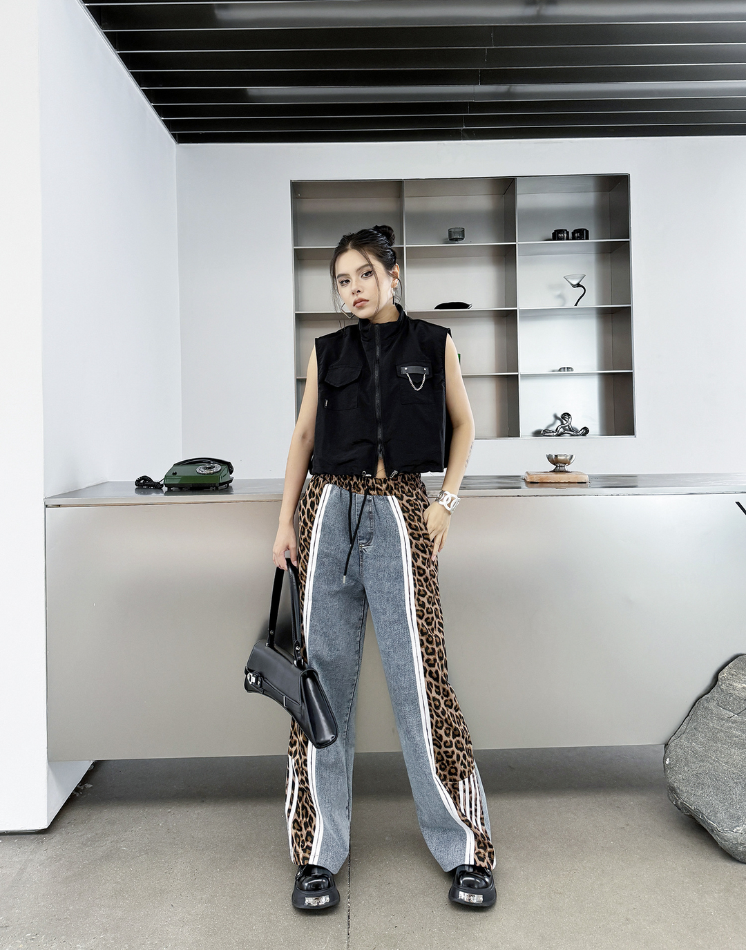 Leopard loose niche design casual pants