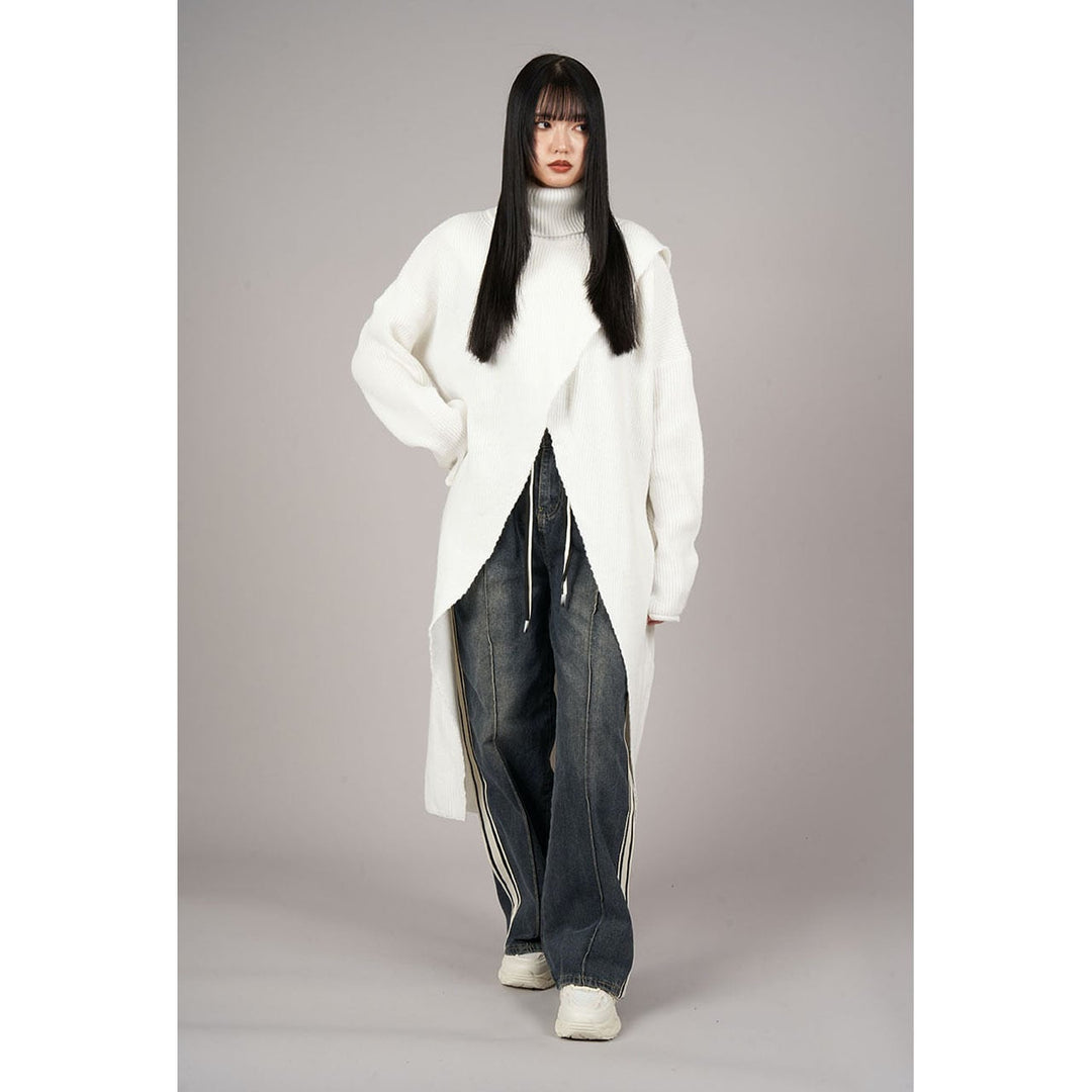 Turtleneck Slit Knit