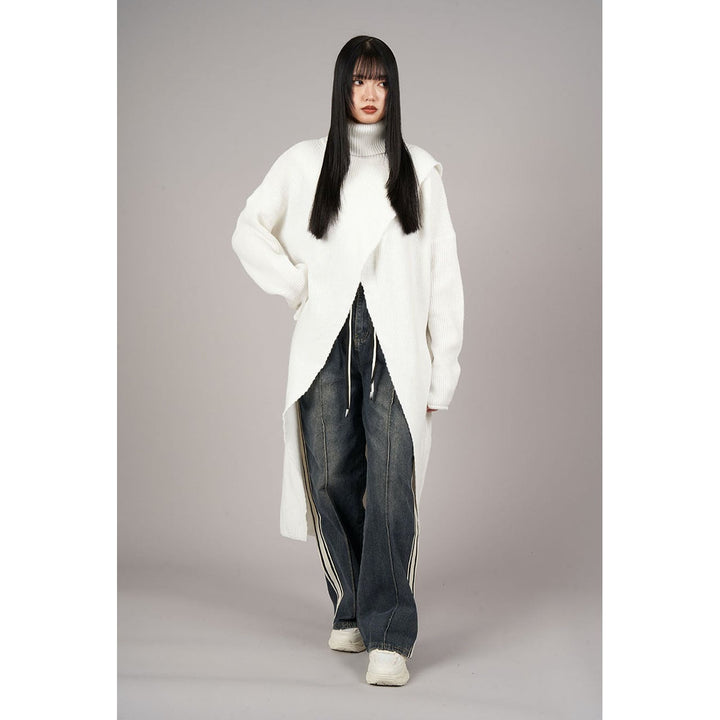 Turtleneck Slit Knit