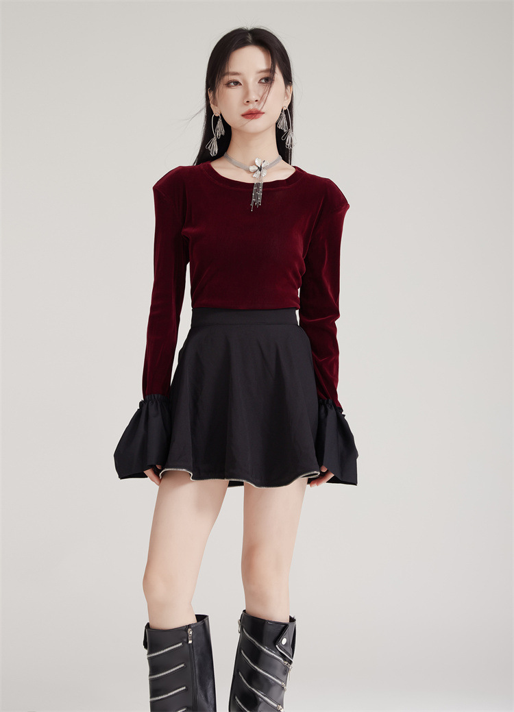 Velvet Long Flare Sleeve Pullover