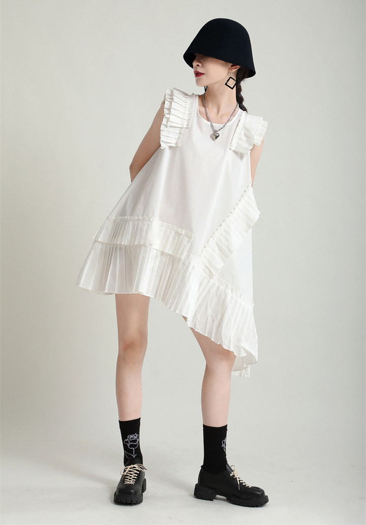 Asymmetry no sleeve pleats one piece