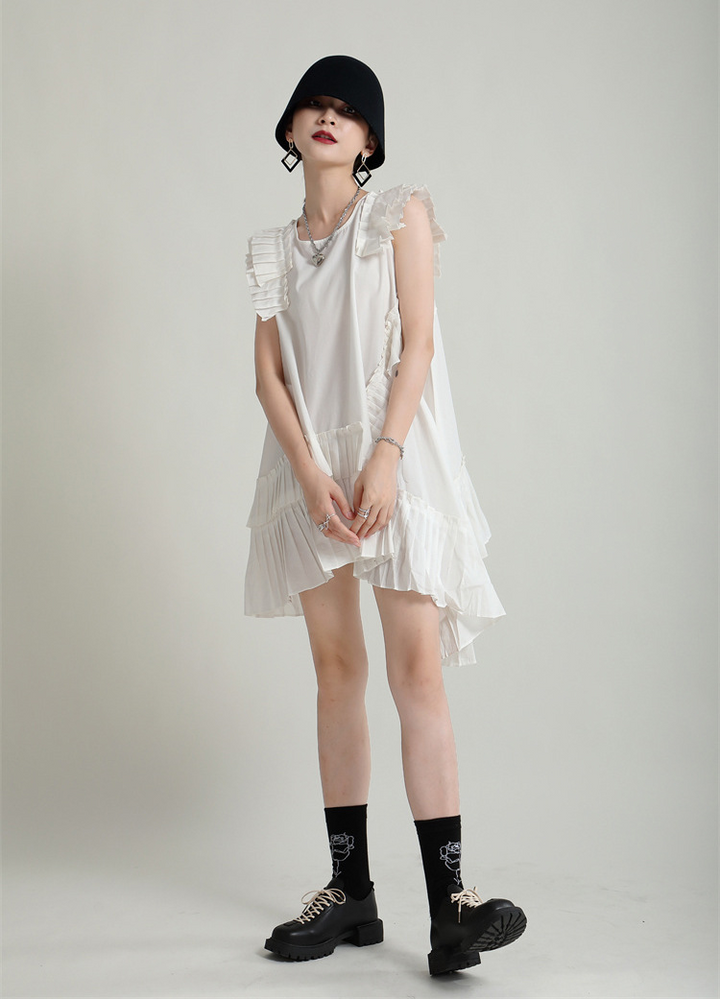 Asymmetry no sleeve pleats one piece