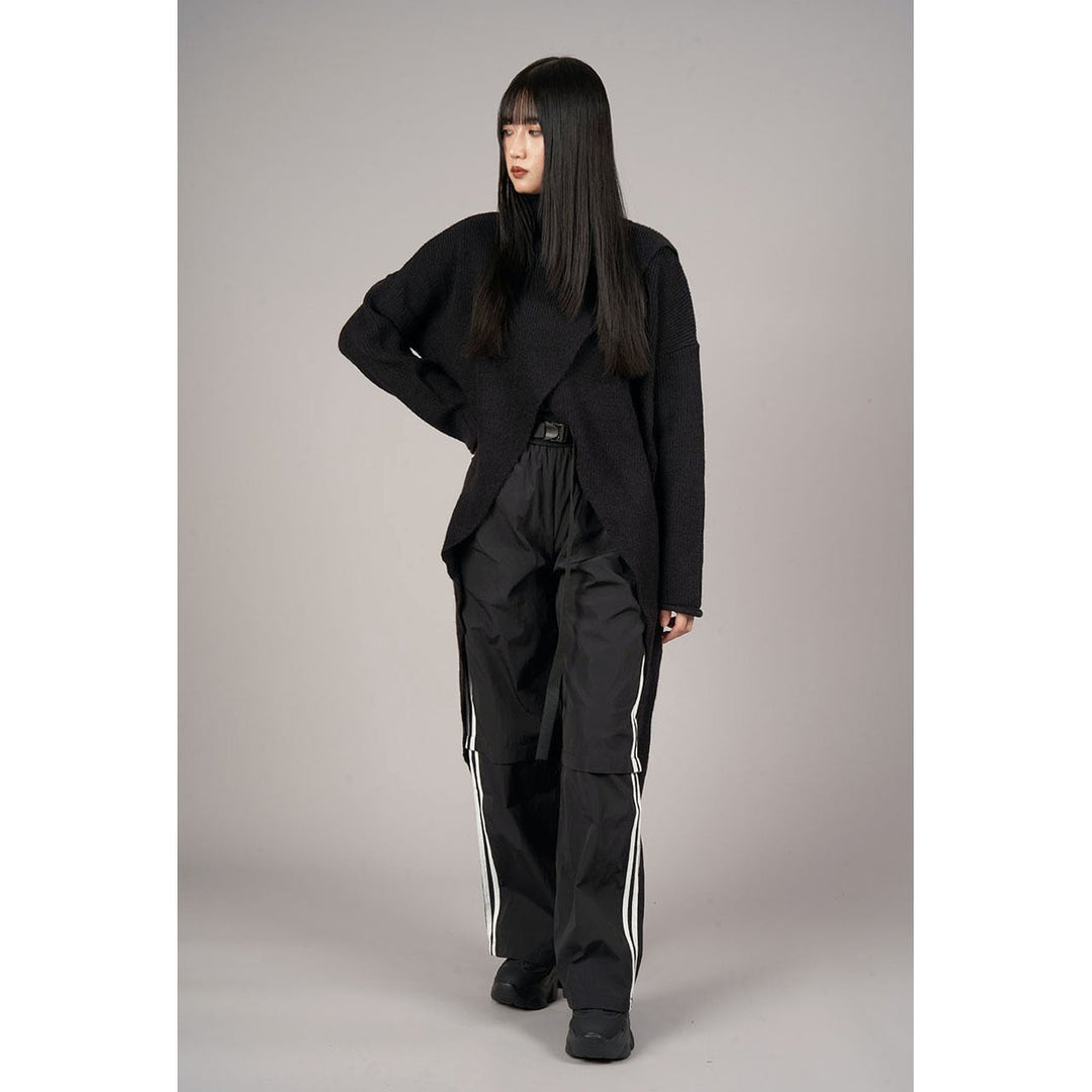 Turtleneck Slit Knit