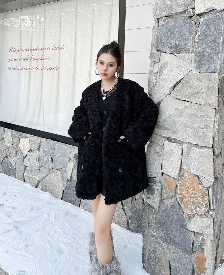 Oversized no-collar fur coat