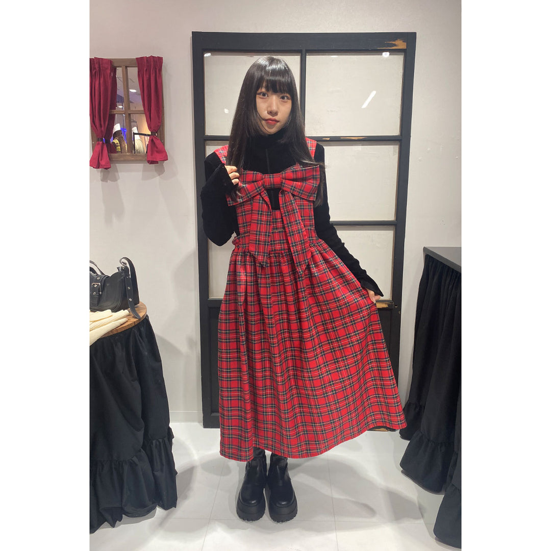 Front ribbon sleeveless onepiece (Red Check) ¥8,980 / ¥9,480
