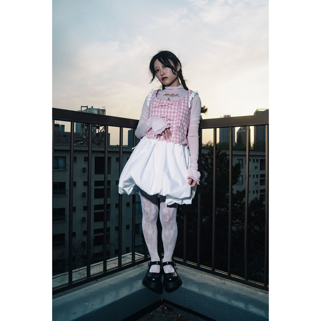 Shoulder Frill Front Ribbon Vest