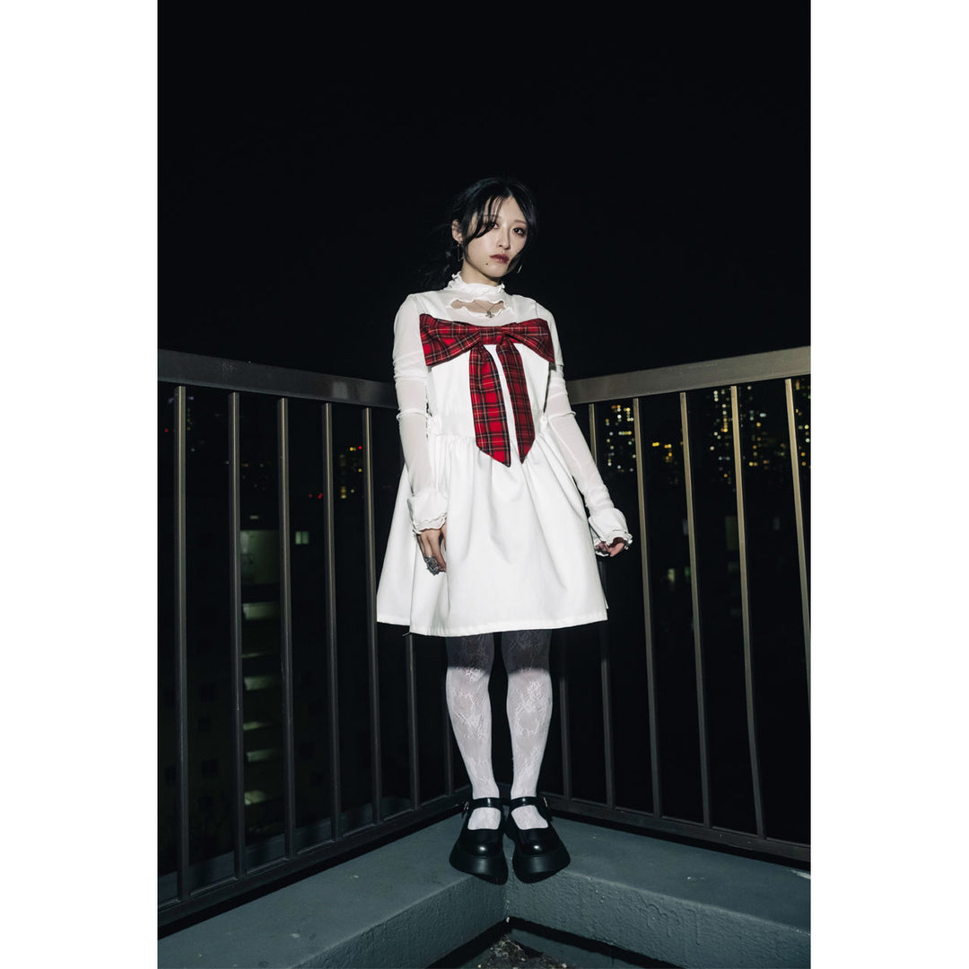 Front ribbon sleeveless onepiece (Color Ribbon)