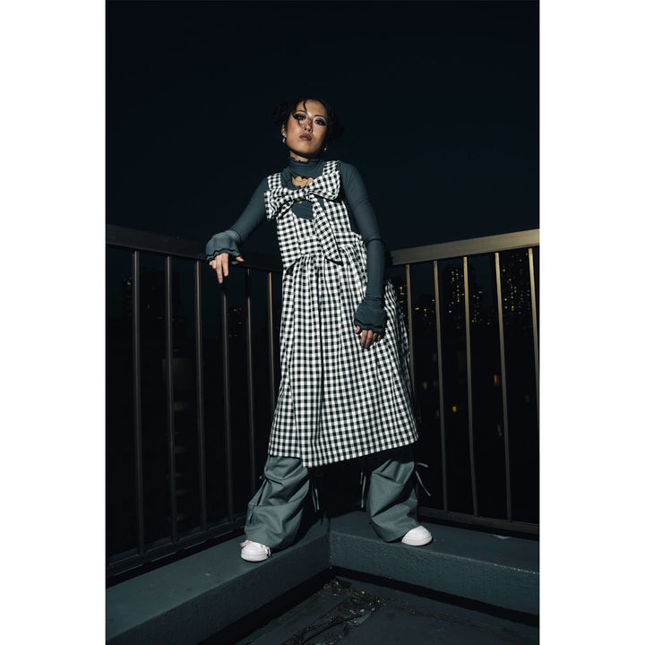 Front ribbon sleeveless onepiece (Beige Check) ¥8,980 / ¥9,480