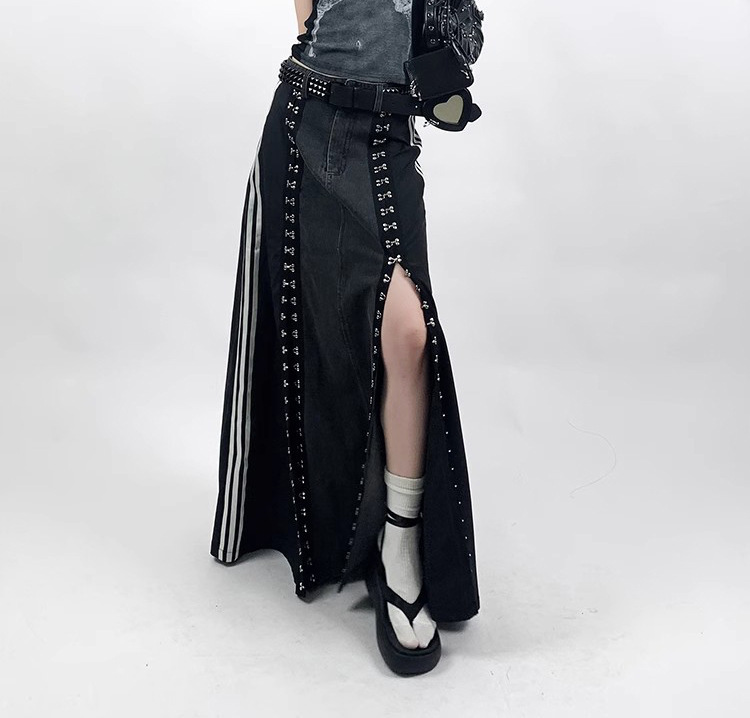 Side line hook denim A-line skirt