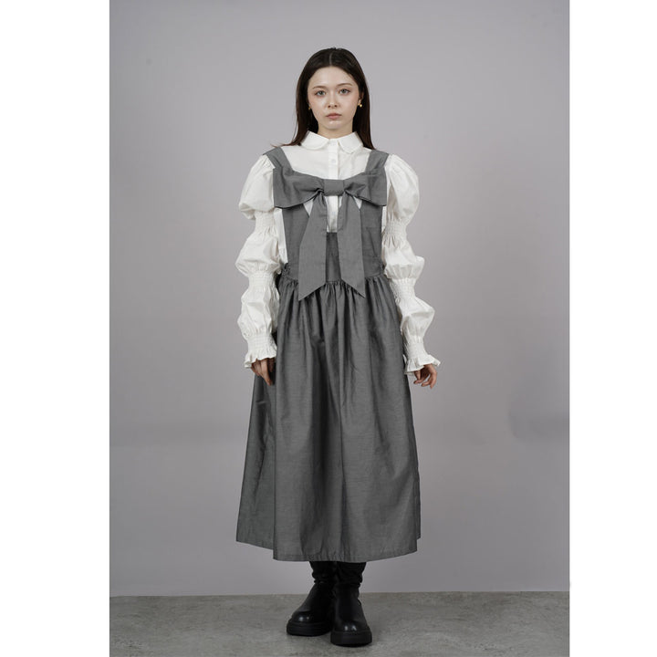 Front ribbon sleeveless onepiece ¥8,980 / ¥8,480