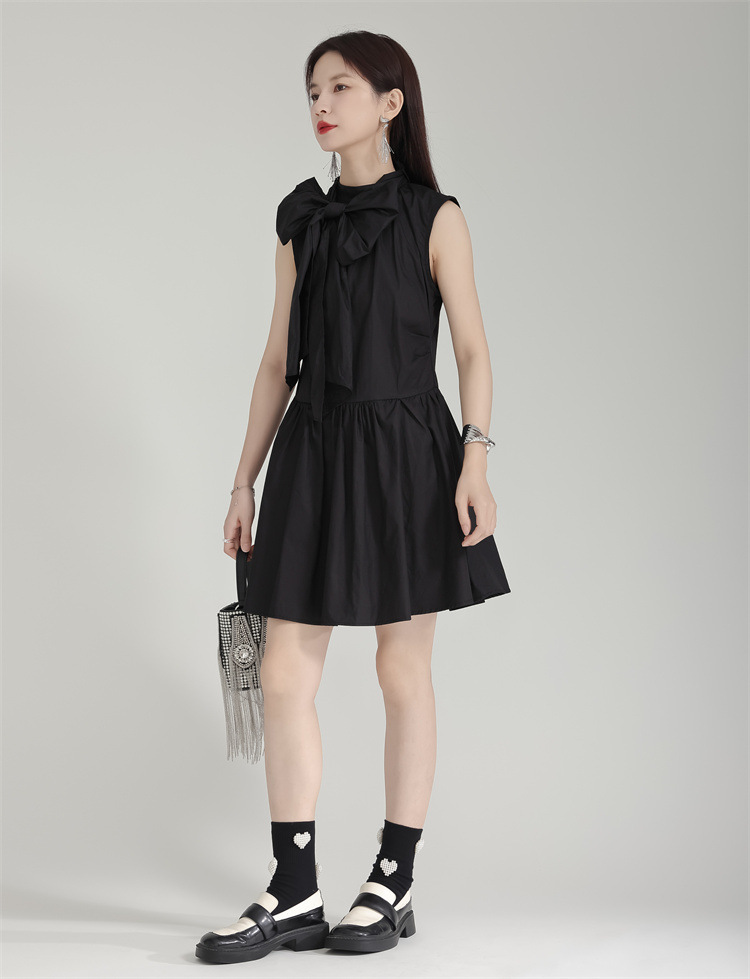 Bow tie sleeveless slim dress