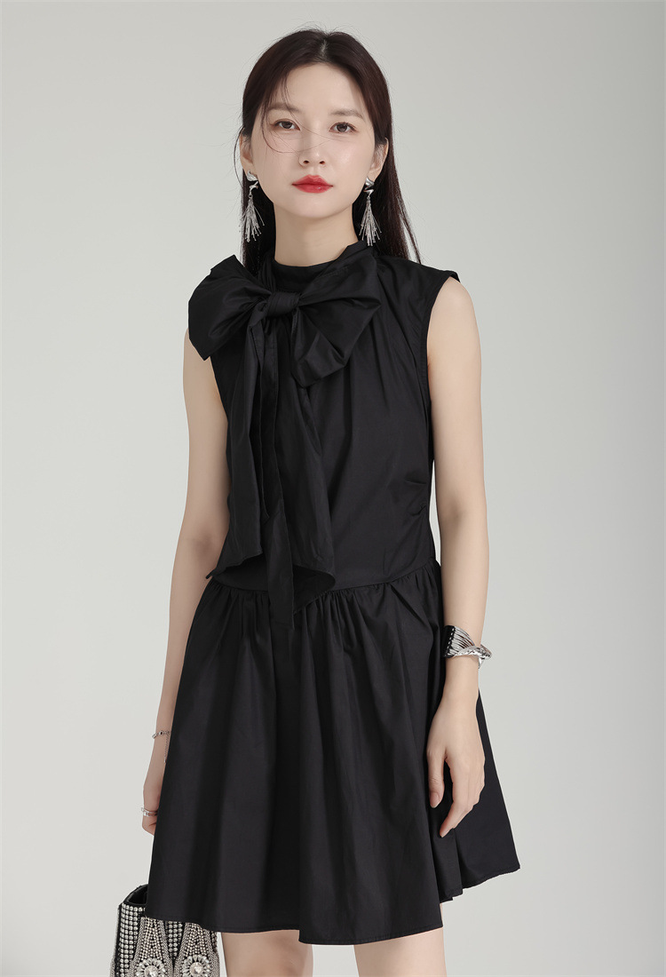 Bow tie sleeveless slim dress