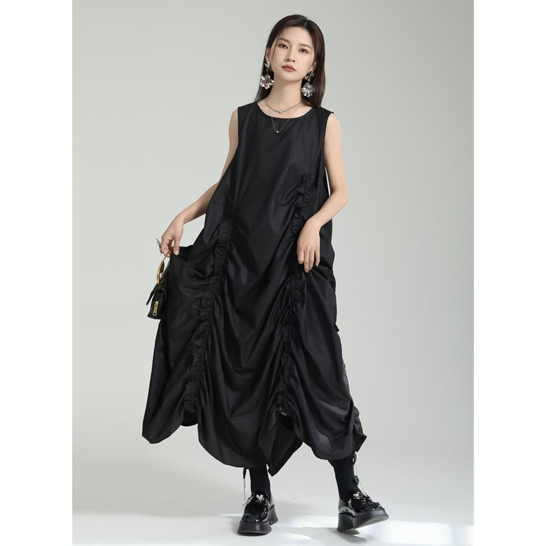 Volume Gathered Sleeveless Onepiece