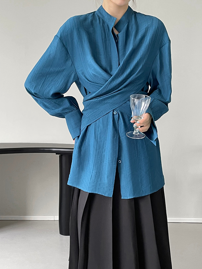 Crossband waist long sleeve shirt