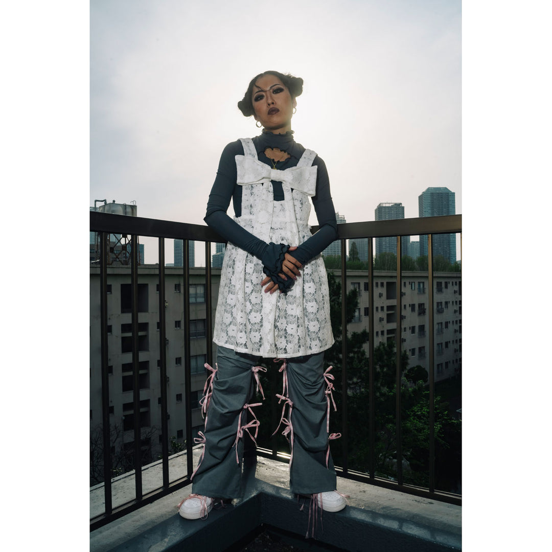 Front ribbon sleeveless onepiece (Beige Check) ¥8,980 / ¥9,480