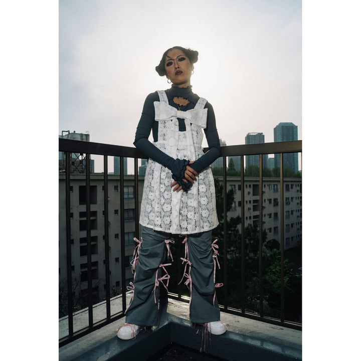 Front ribbon sleeveless onepiece (Beige Check) ¥8,980 / ¥9,480