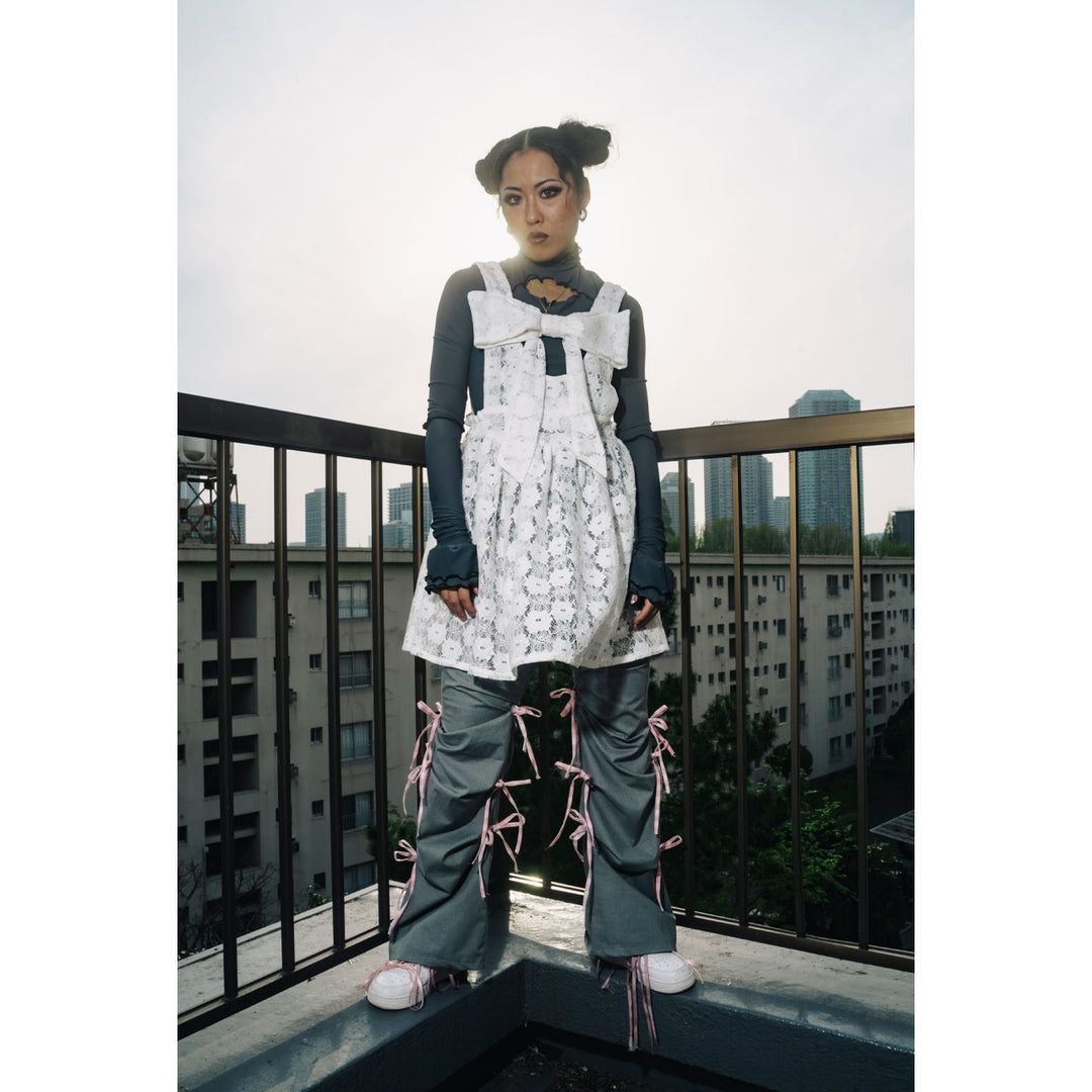 Front ribbon sleeveless onepiece (Beige Check) ¥8,980 / ¥9,480