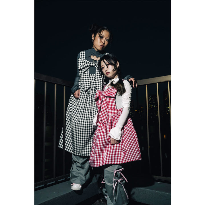 Front ribbon sleeveless onepiece (Beige Check) ¥8,980 / ¥9,480