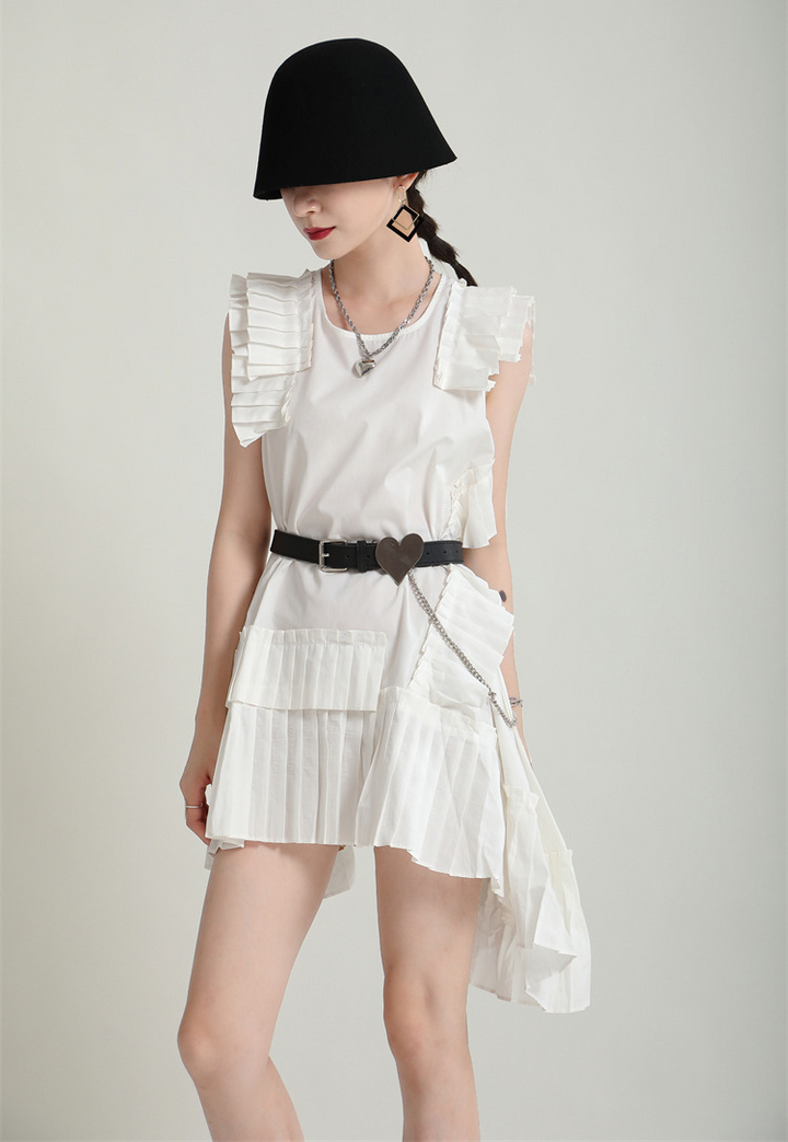 Asymmetry no sleeve pleats one piece