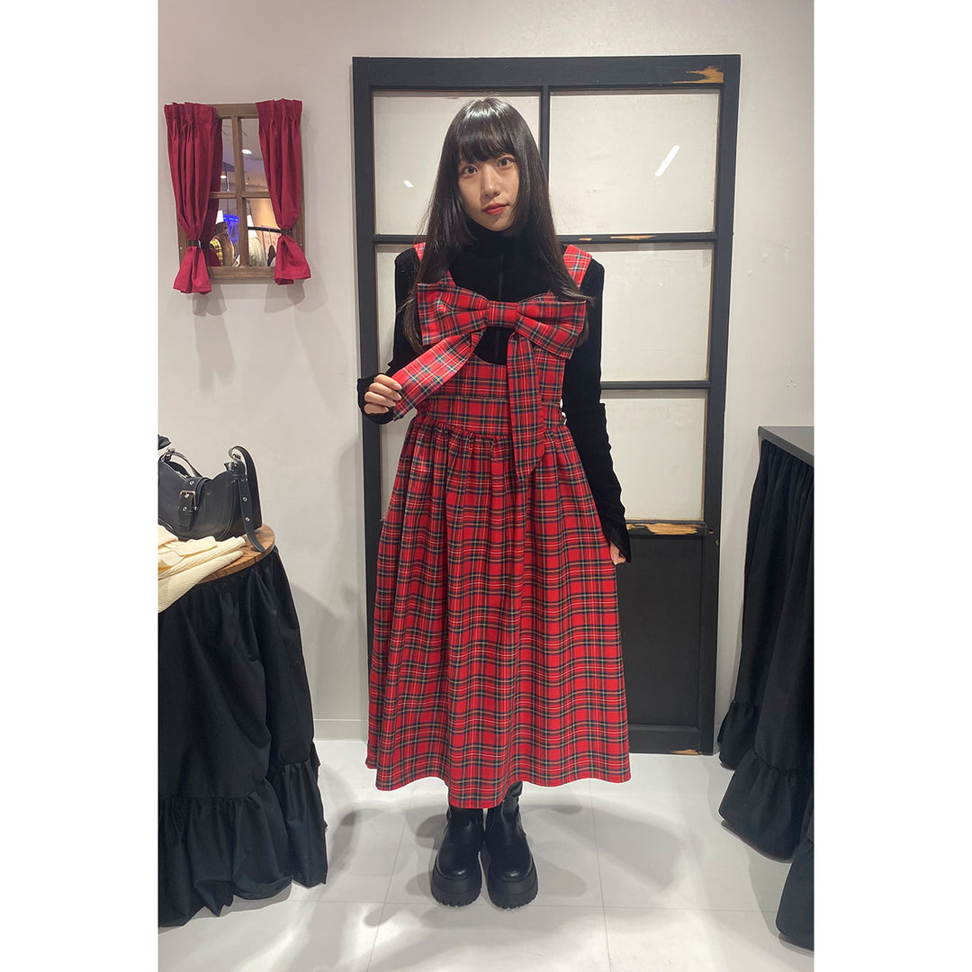 Front ribbon sleeveless onepiece (Red Check) ¥8,980 / ¥9,480