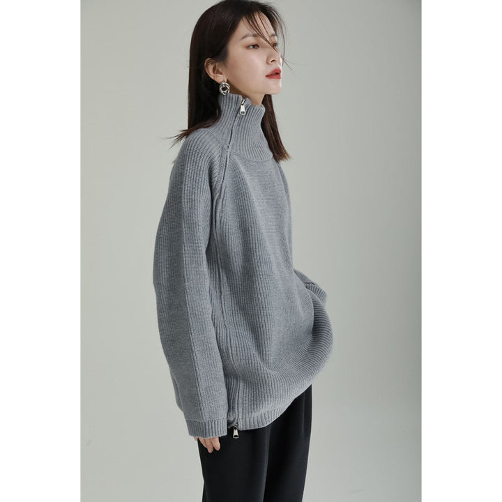 Asymmetry Side Slit Zipper High Neck Knit