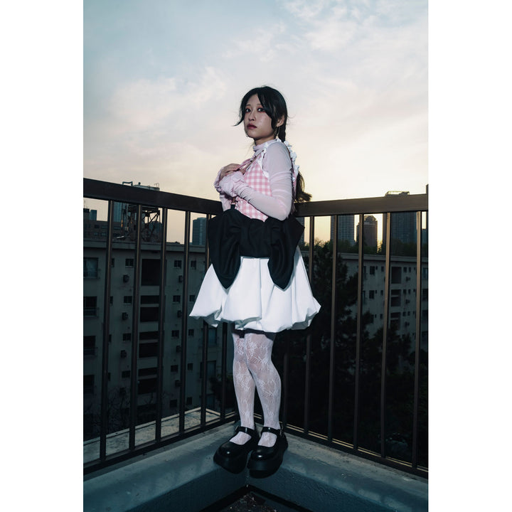 Shoulder Frill Front Ribbon Vest