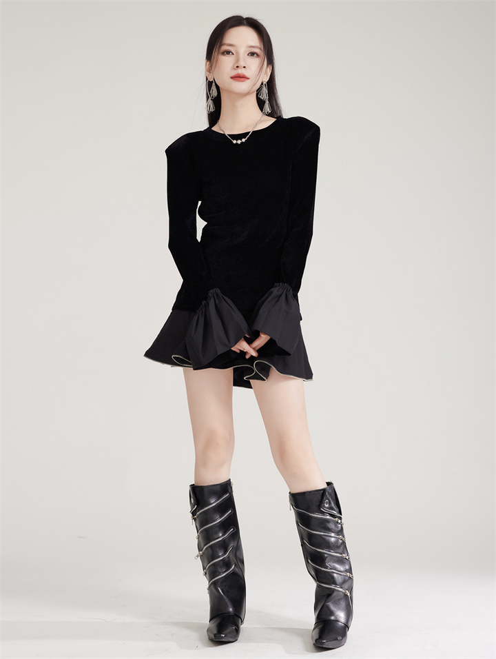 Velvet Long Flare Sleeve Pullover