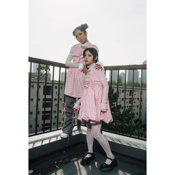 Front ribbon sleeveless onepiece (Beige Check) ¥8,980 / ¥9,480