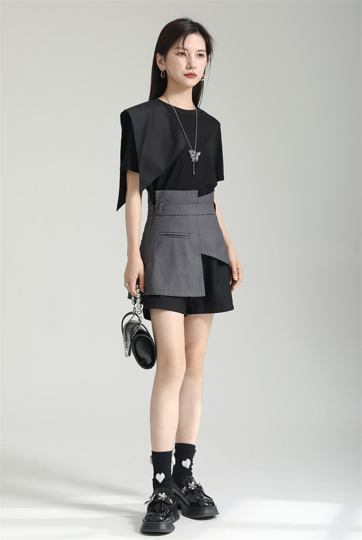 Layered Design Short Pants