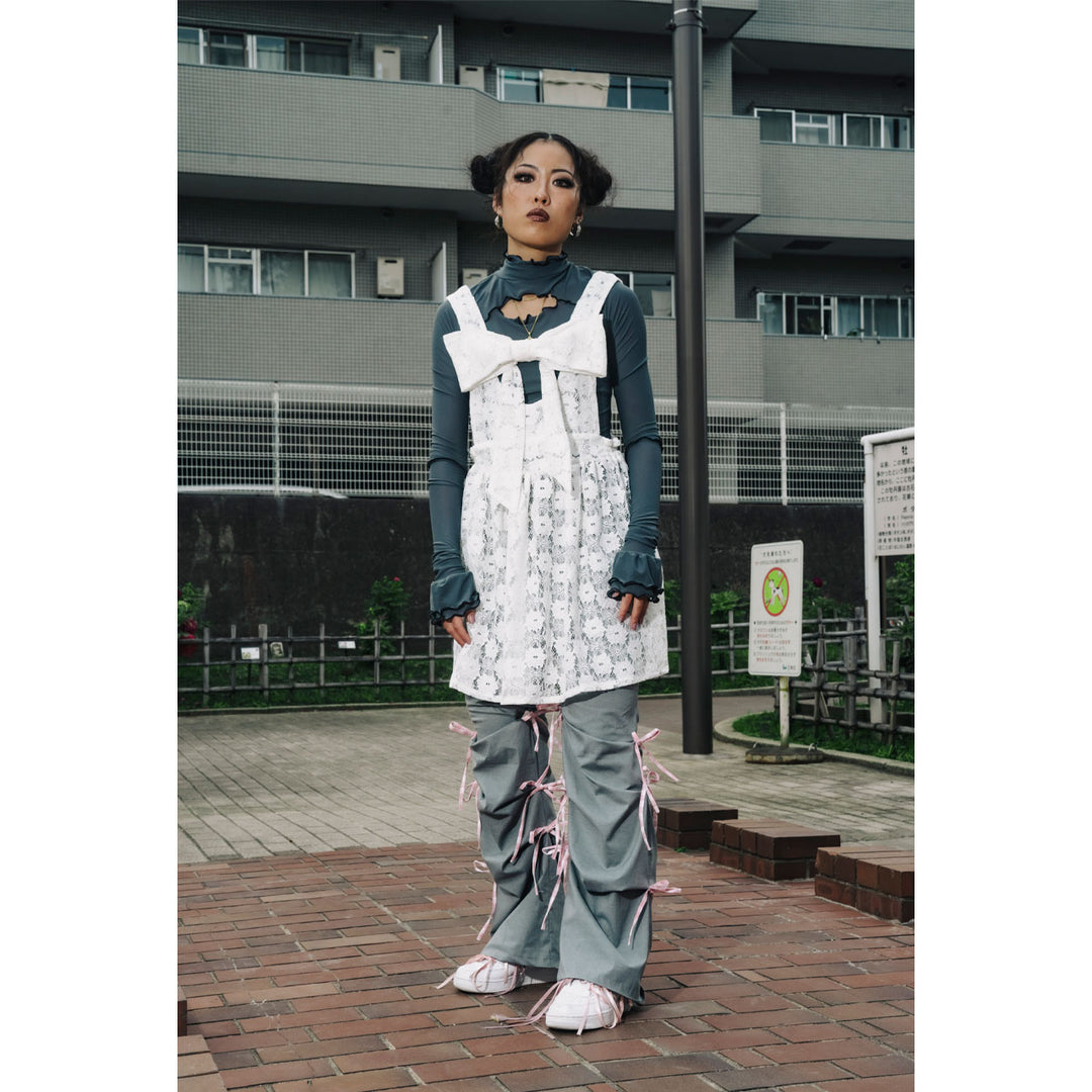 Front ribbon sleeveless onepiece (Beige Check) ¥8,980 / ¥9,480