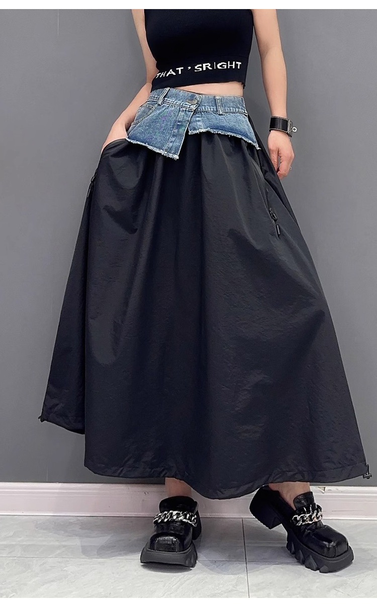 Contrast color switching denim flare skirt