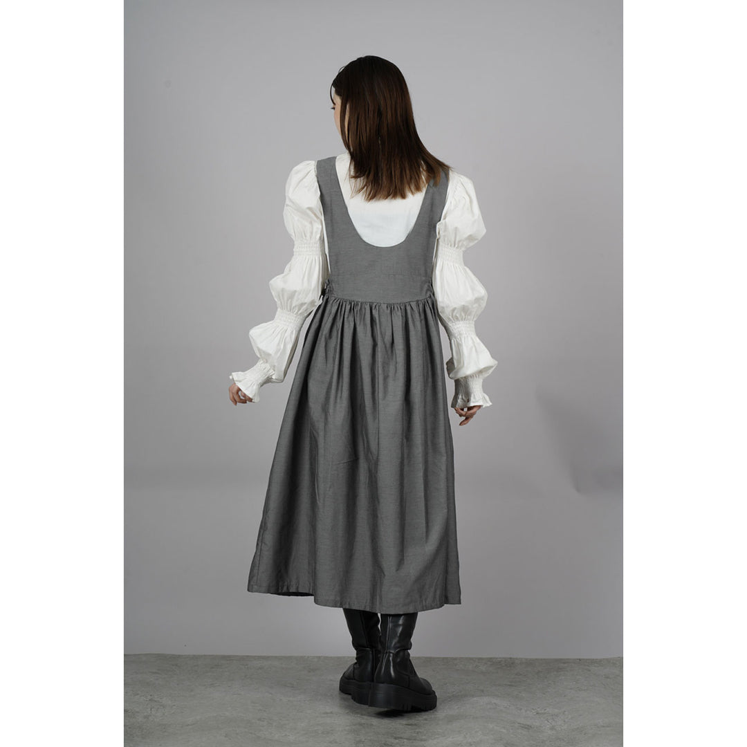 Front ribbon sleeveless onepiece ¥8,980 / ¥8,480